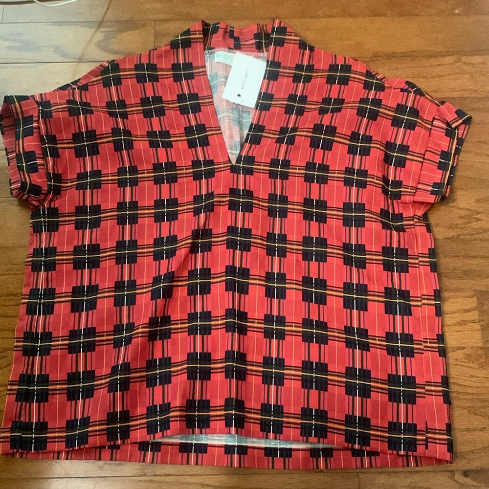 NWT BROOKE WRIGHT HOLIDAY WINTER KIMONO TOP